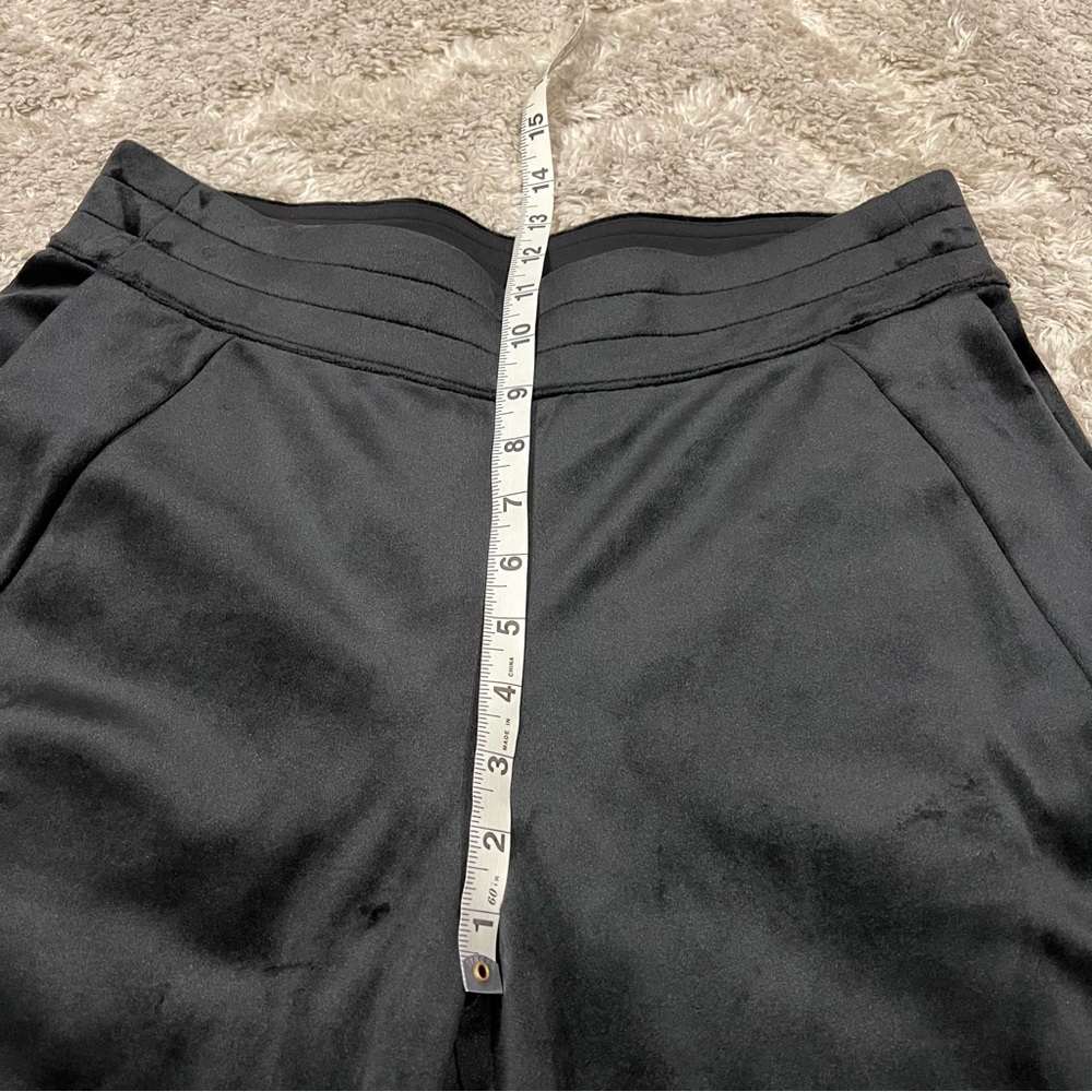 Lululemon | Scuba Velvet Black Mid-Rise Wide-Leg Pant size Large - Picture 14 of 16